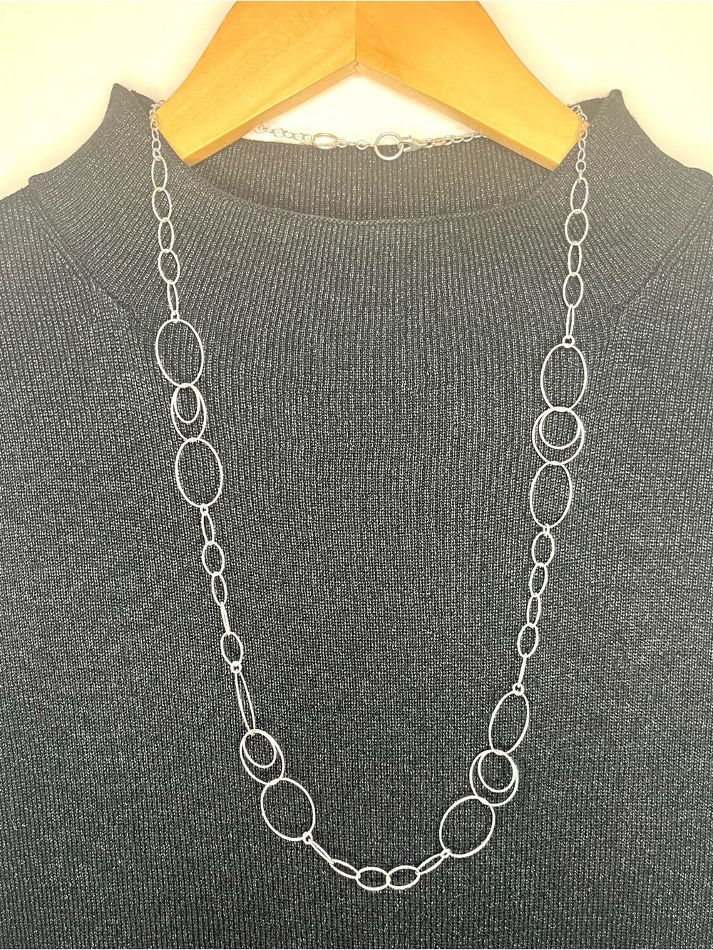 Vintage Mark Wasserman Samara 28” Delicate Textured Oval Link Necklace